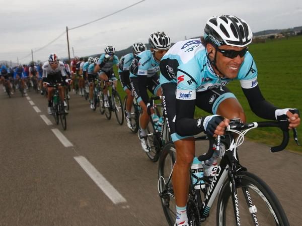 Omega Pharma-QuickStep riders amped up the pace in approach of the final climb.