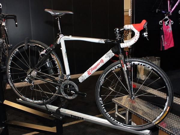 Just in time for 'cross season comes the limited edition Ellsworth Roots.