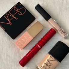 Junior beauty editor Grace Lindsay testing out Nars makeup products