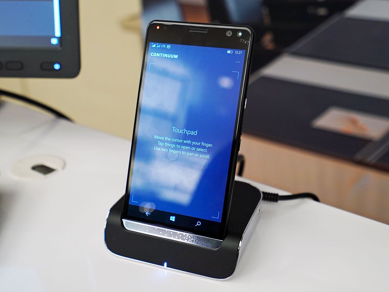 HP Elite x3 dock