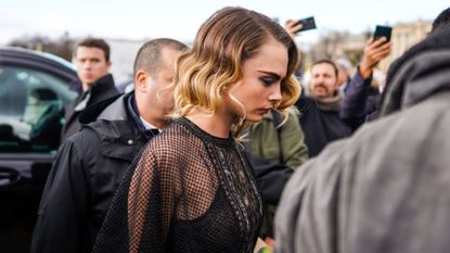 Cara Delevingne walking - what is balayage