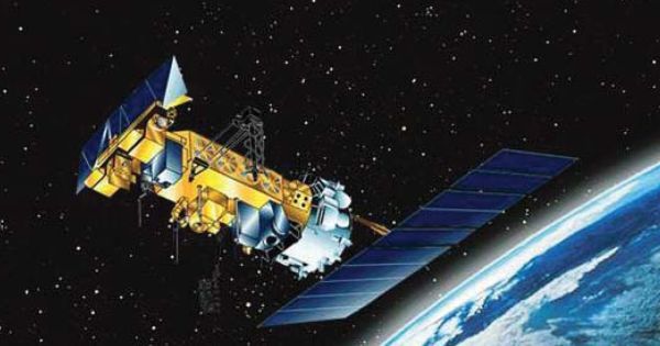 An artist&#039;s depiction of the NOAA-17 satellite in orbit.