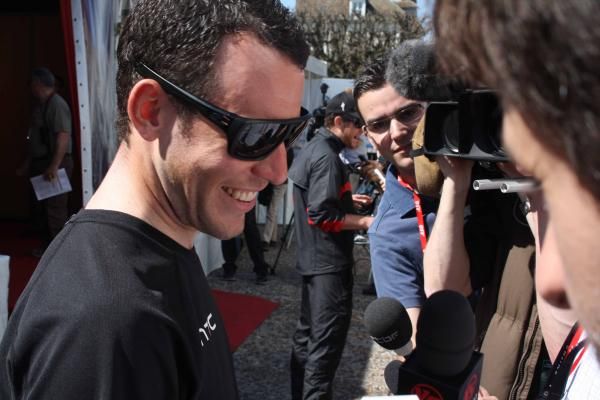 Mark Cavendish (HTC-Highroad) is relaxed ahead of his Paris-Roubaix debut.