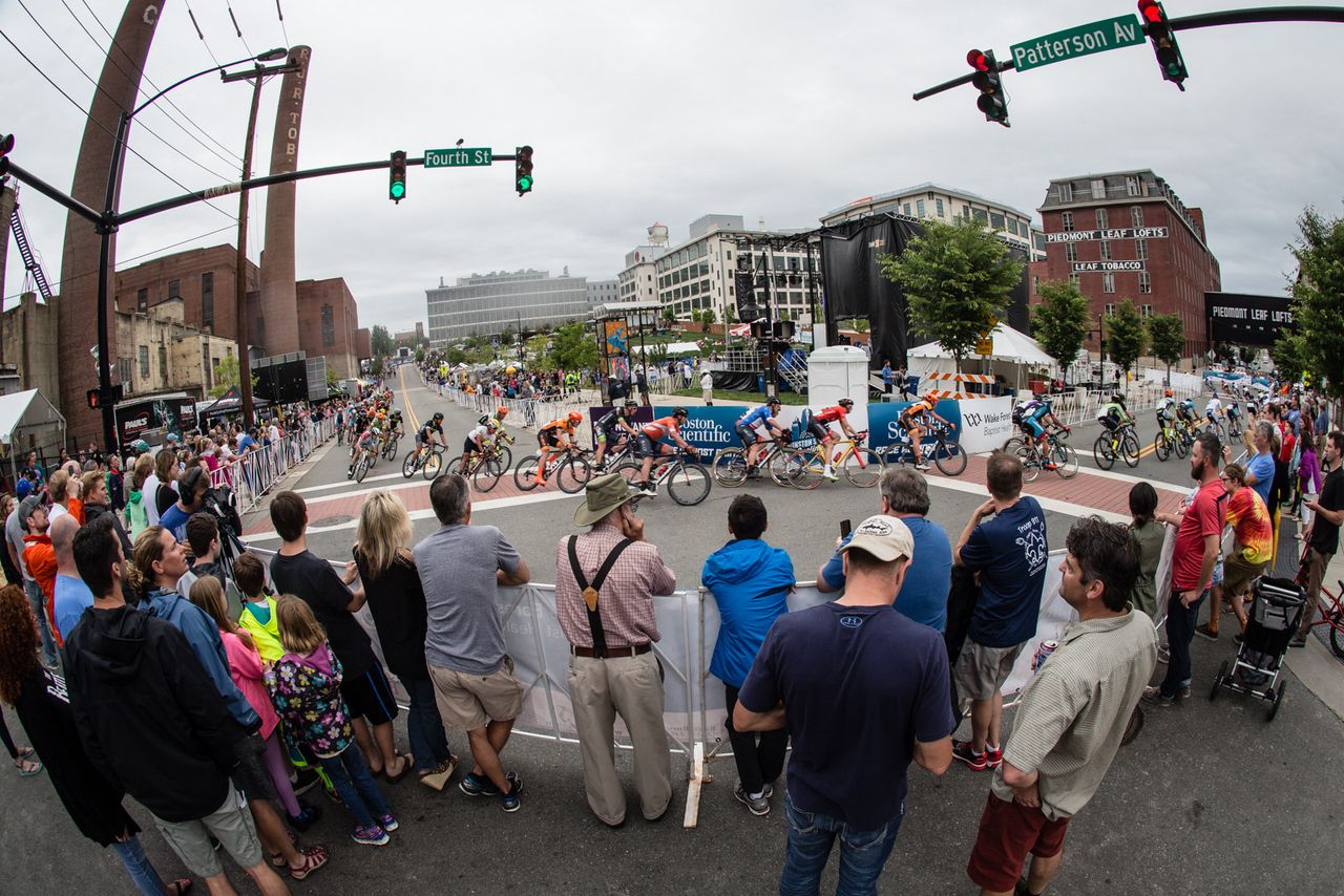 Good crowds came out for todays race.