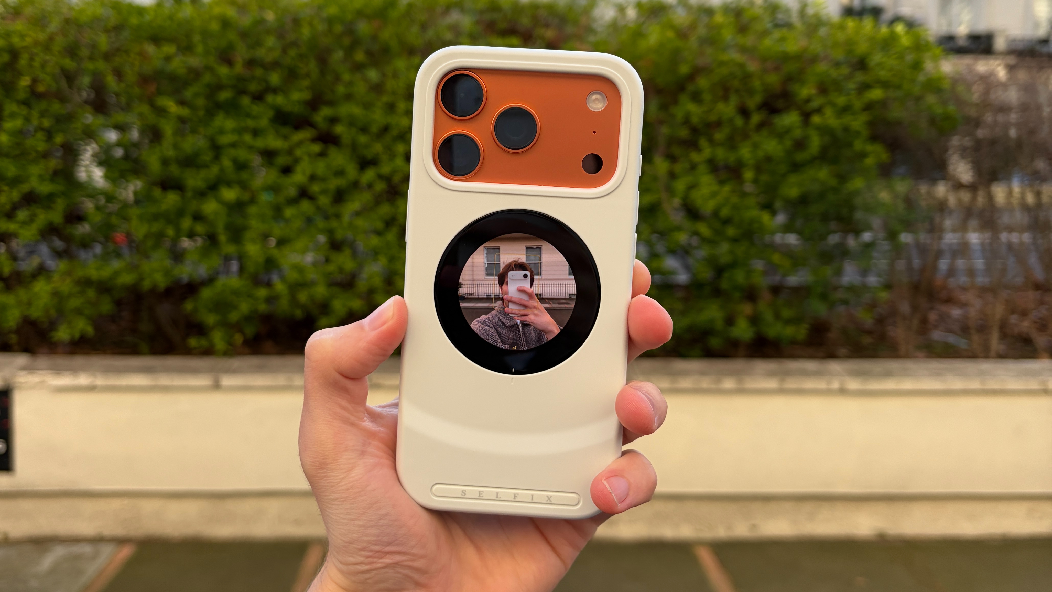 The iPhone 17 Pro in a Selfix selfie case
