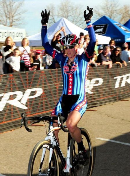 Katie Compton (Planet Bike) proved again why she is the top ranked rider in the world.