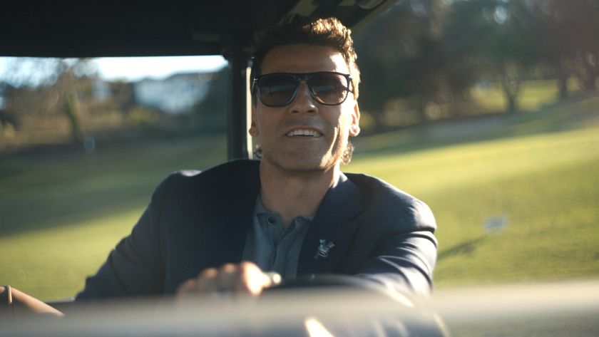 Beef. Oscar Isaac as Josh Martin in episode 201 of Beef.