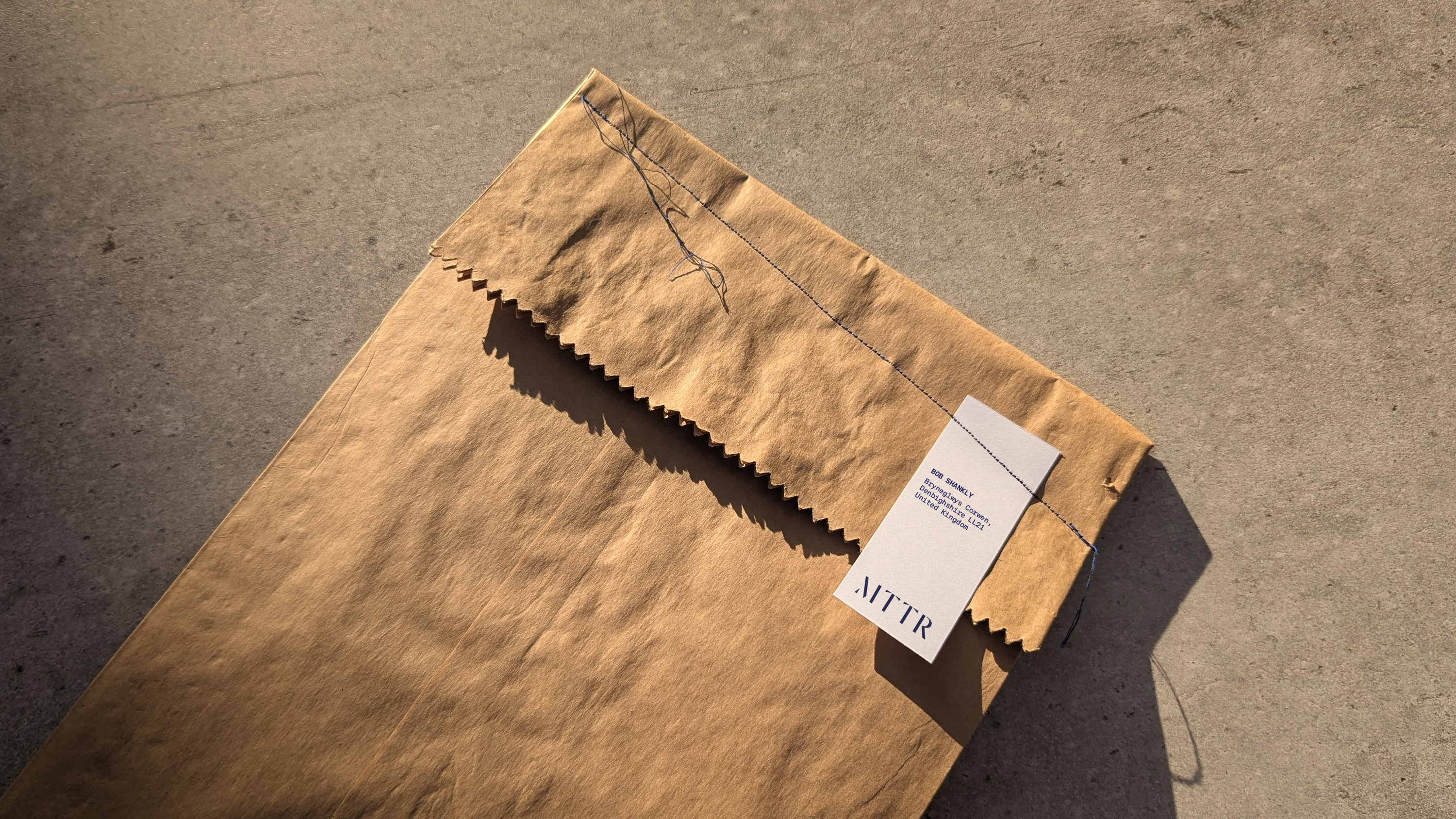 MTTR jeans identity