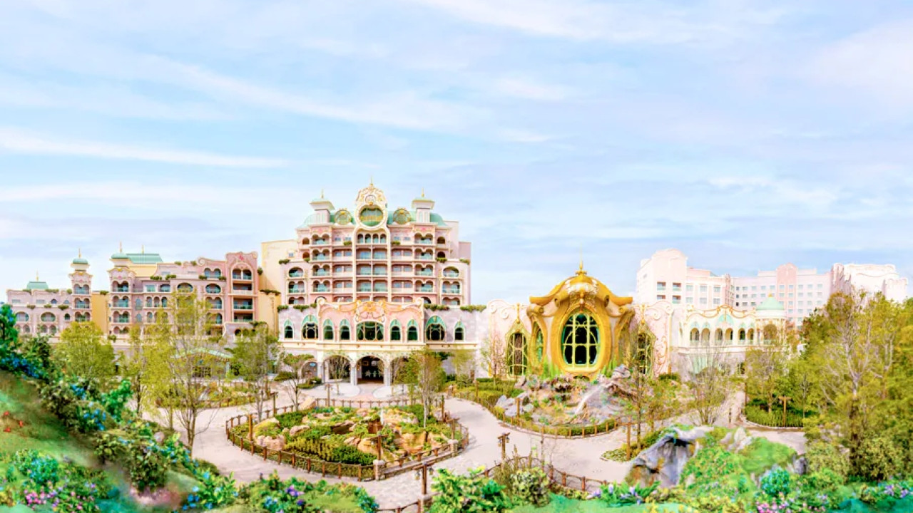 Exterior del hotel Fantasy Springs en Tokyo Disney Resort