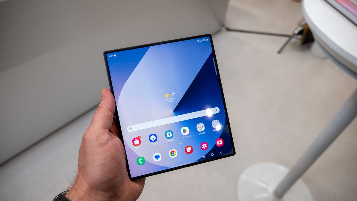 Hands-on with the Samsung Galaxy Z Fold 6