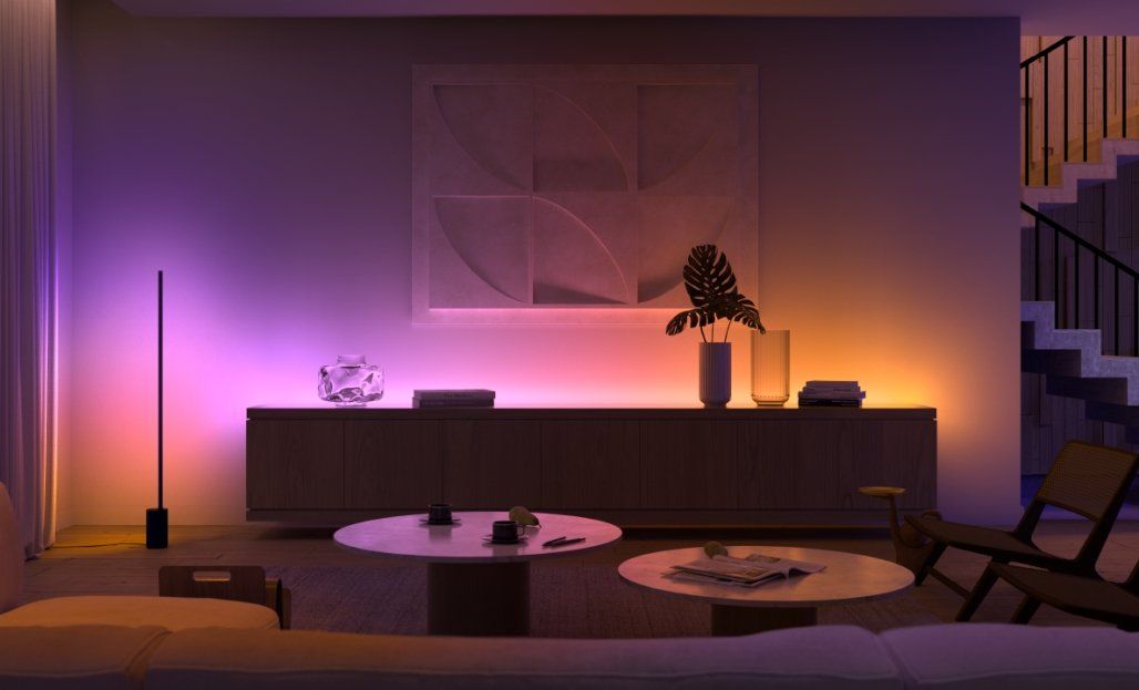 What's the difference between Philips Hue gradient and regular