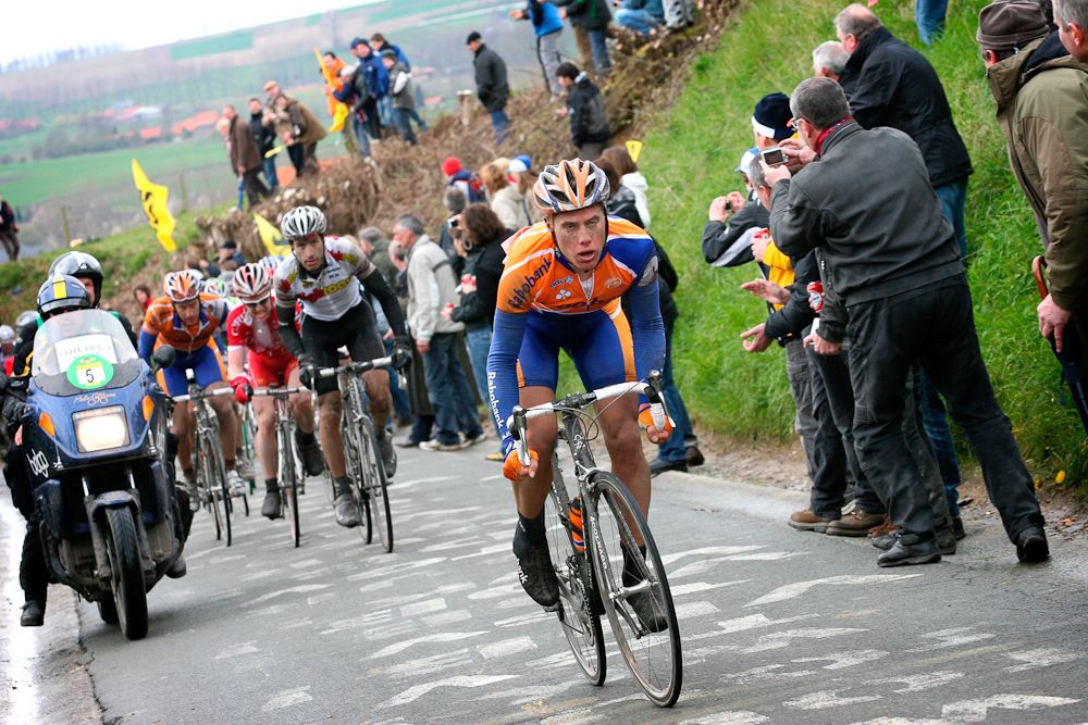 Sebastian Langeveld (Rabobank) attacks in 2008.