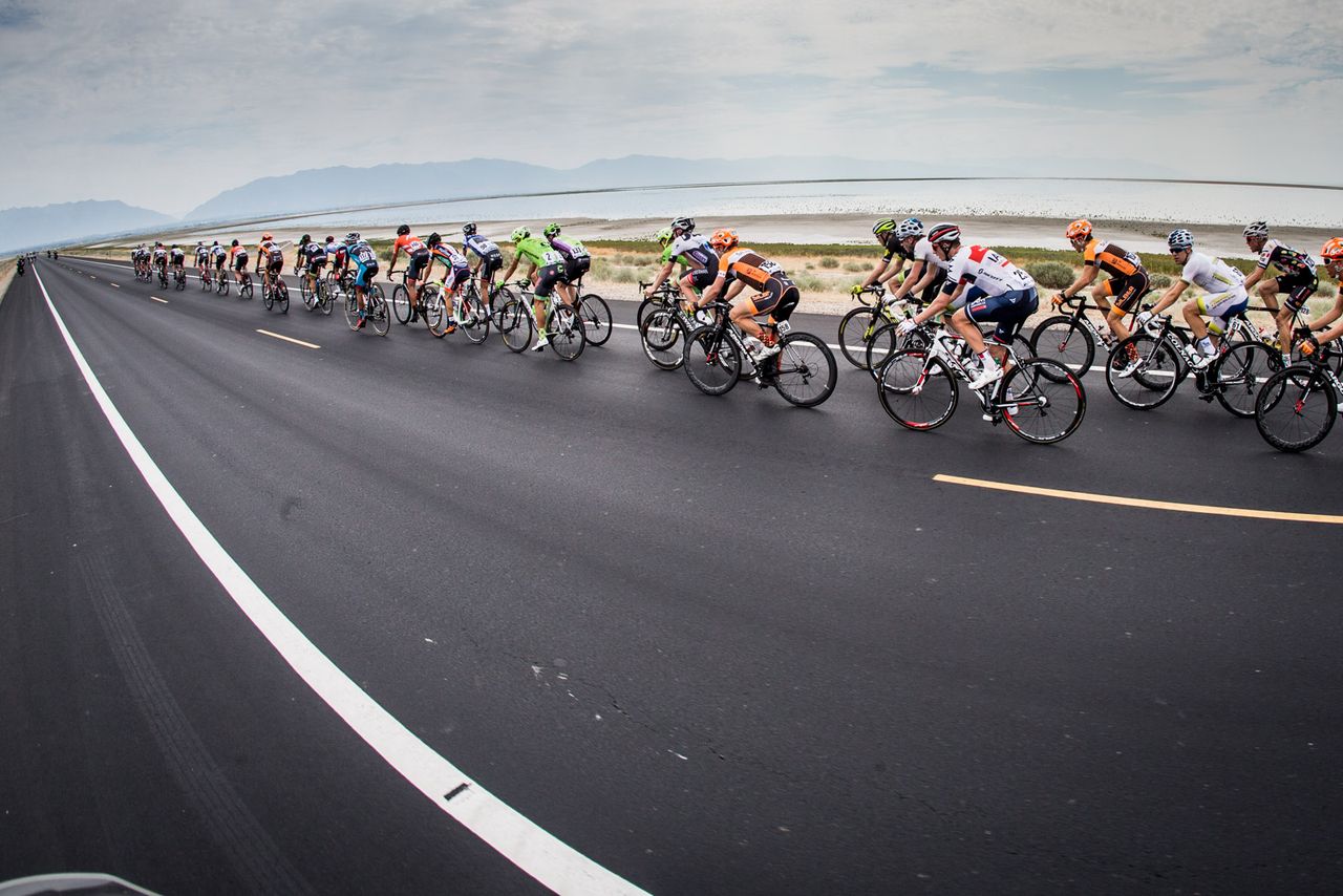 The peloton lets a break go up the road after the start.