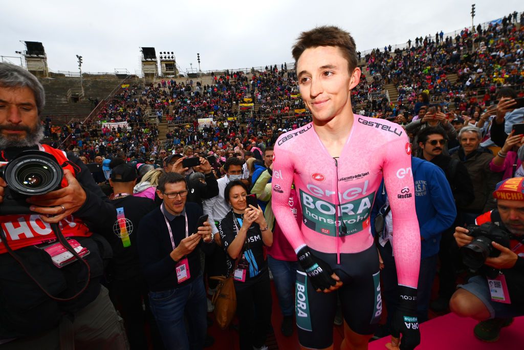 VERONA ITALY MAY 29 Jai Hindley of Australia and Team Bora Hansgrohe Pink Leader Jersey celebrates as final overall winner at the Arena di Verona during the 105th Giro dItalia 2022 Stage 21 a 174km individual time trial stage from Verona to Verona ITT Giro WorldTour on May 29 2022 in Verona Italy Photo by Tim de WaeleGetty Images