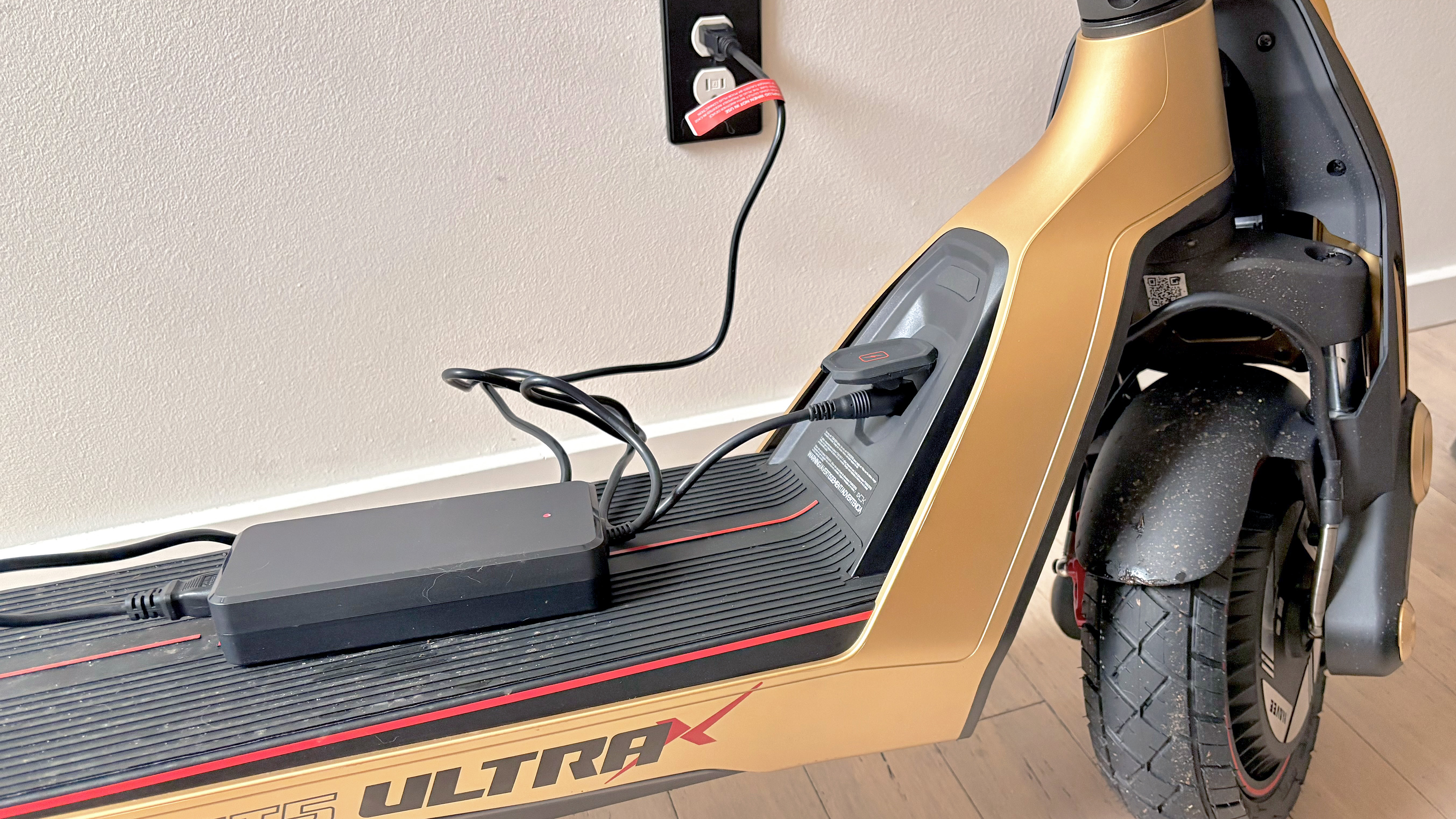 Navee UT5 Ultra X e-scooter