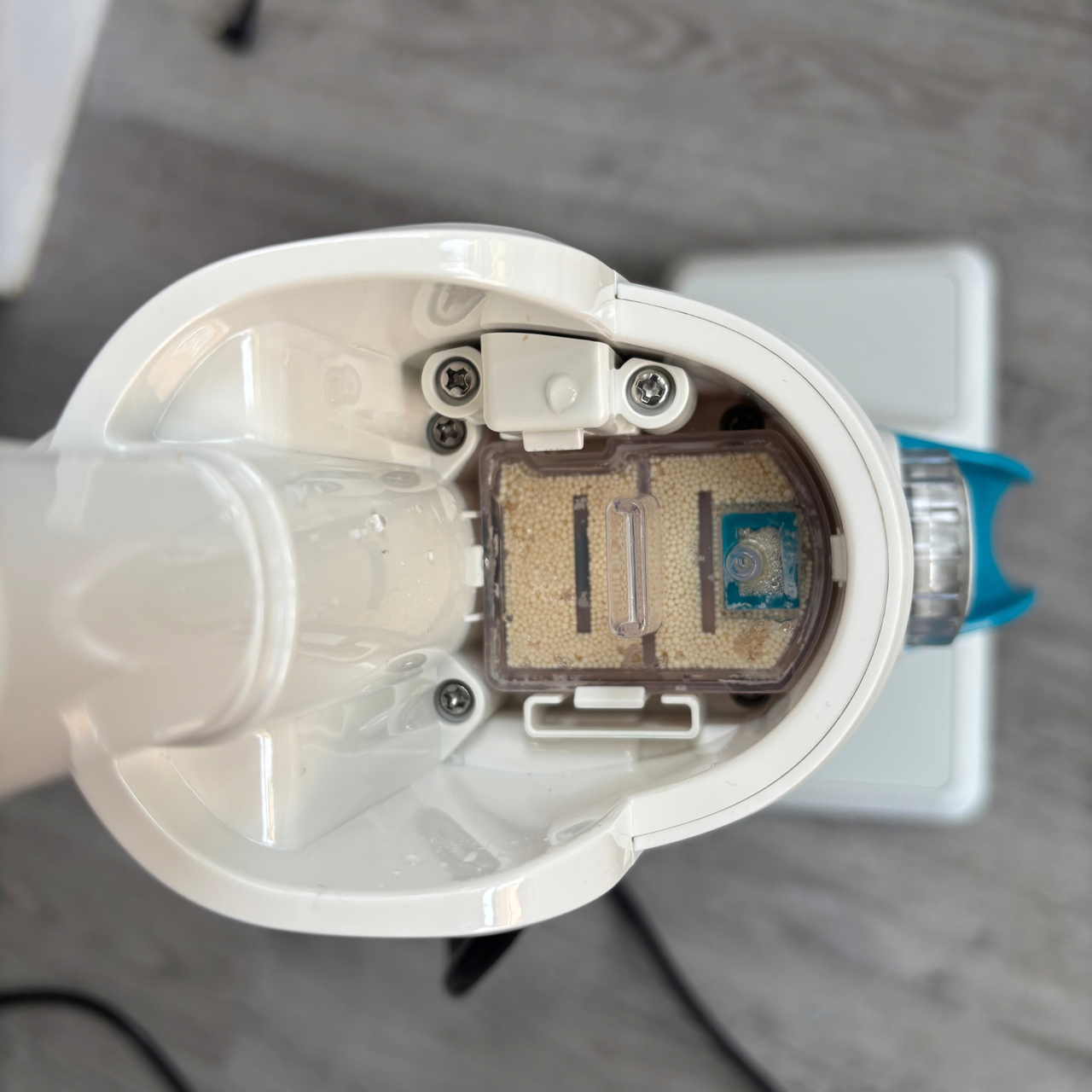 Russell Hobbs Multifunctional 12-in-1 Steam Mop review