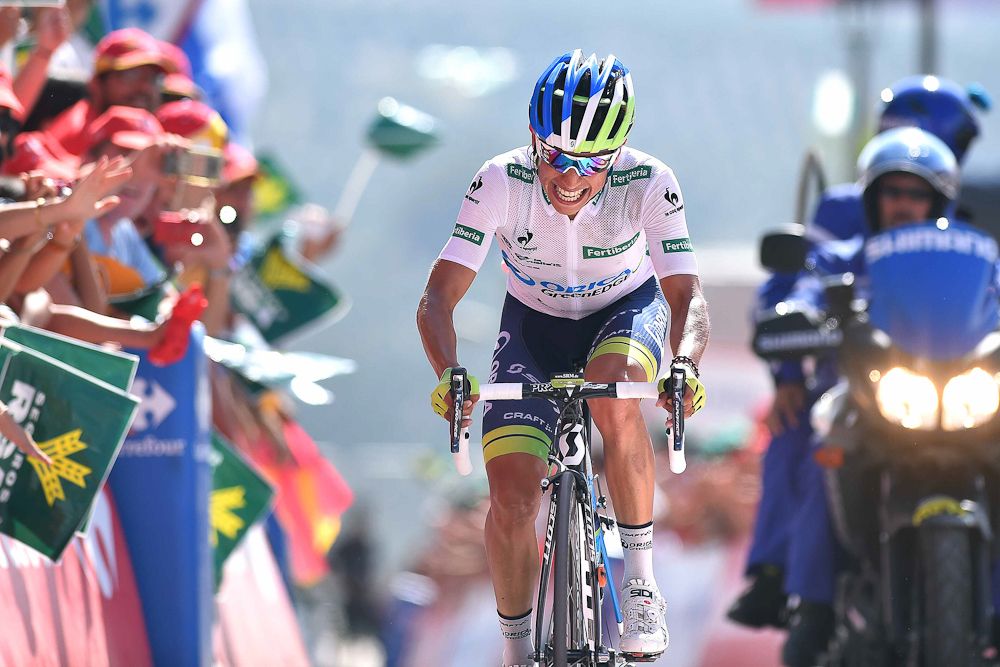 Estaban Chaves makes his way to the stage 6 win.