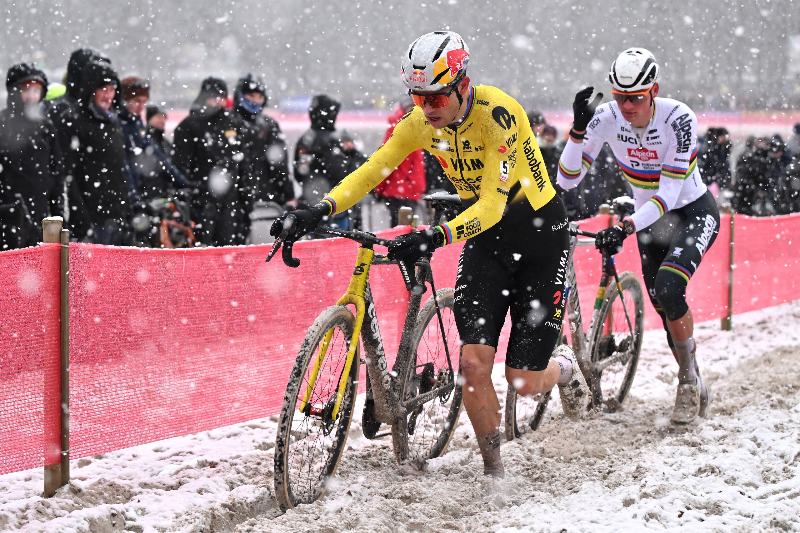 'Let's just hope it doesn't snow for three weeks' – Wout van Aert on track to start at Omloop Het Nieuwsblad as poor weather hits Visma's altitude camp
