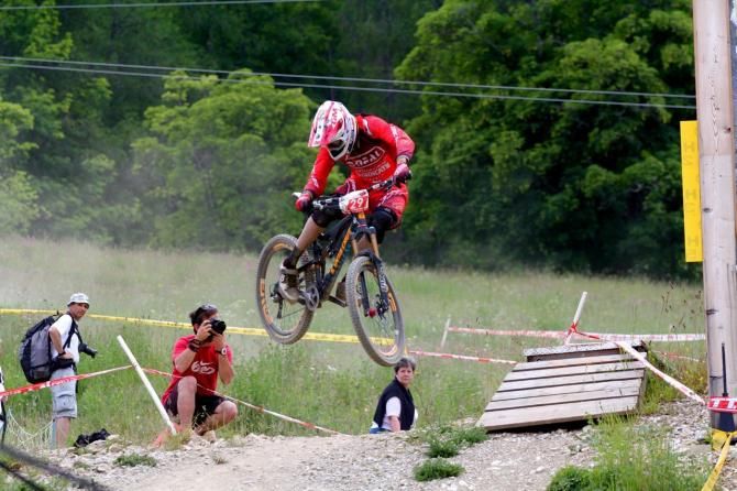 http://www.gameplanmedia.co.za/mtb/GregMinnaar2013Jump100.jpg Greg Minnaar in action in the Val d'Allos enduro