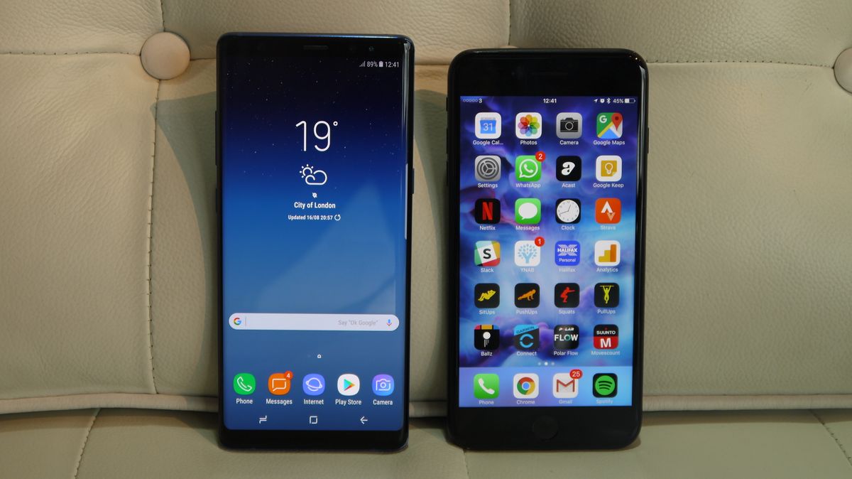 bladzijde dwaas bijzonder Samsung Galaxy Note 8 vs iPhone 7 Plus | TechRadar