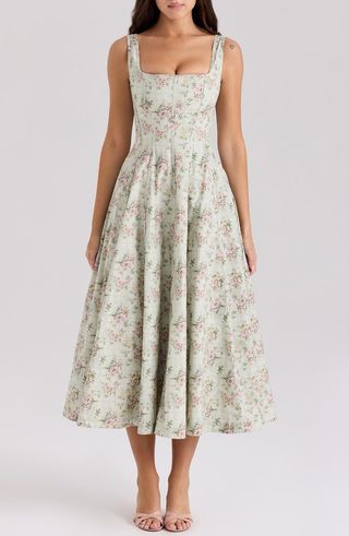 Yh2YMAPVBFftWXaEWGCpkN-320-80 أفضل فساتين ضيف الزفاف من الإصلاح ، Nordstrom ، وتدور