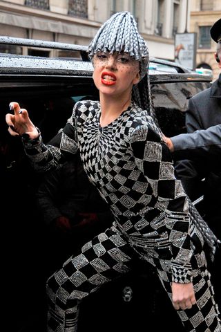 Lady Gaga Growls As She Poses For The Paps Outside Her Hotel In Paris