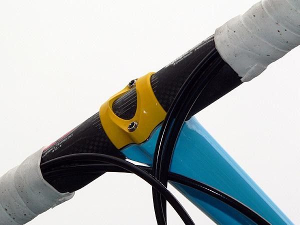 The new Rotor S1 stem foregoes standard hardware for unique dual-threaded bolts that it claims distribute stress more evenly and help save weight.