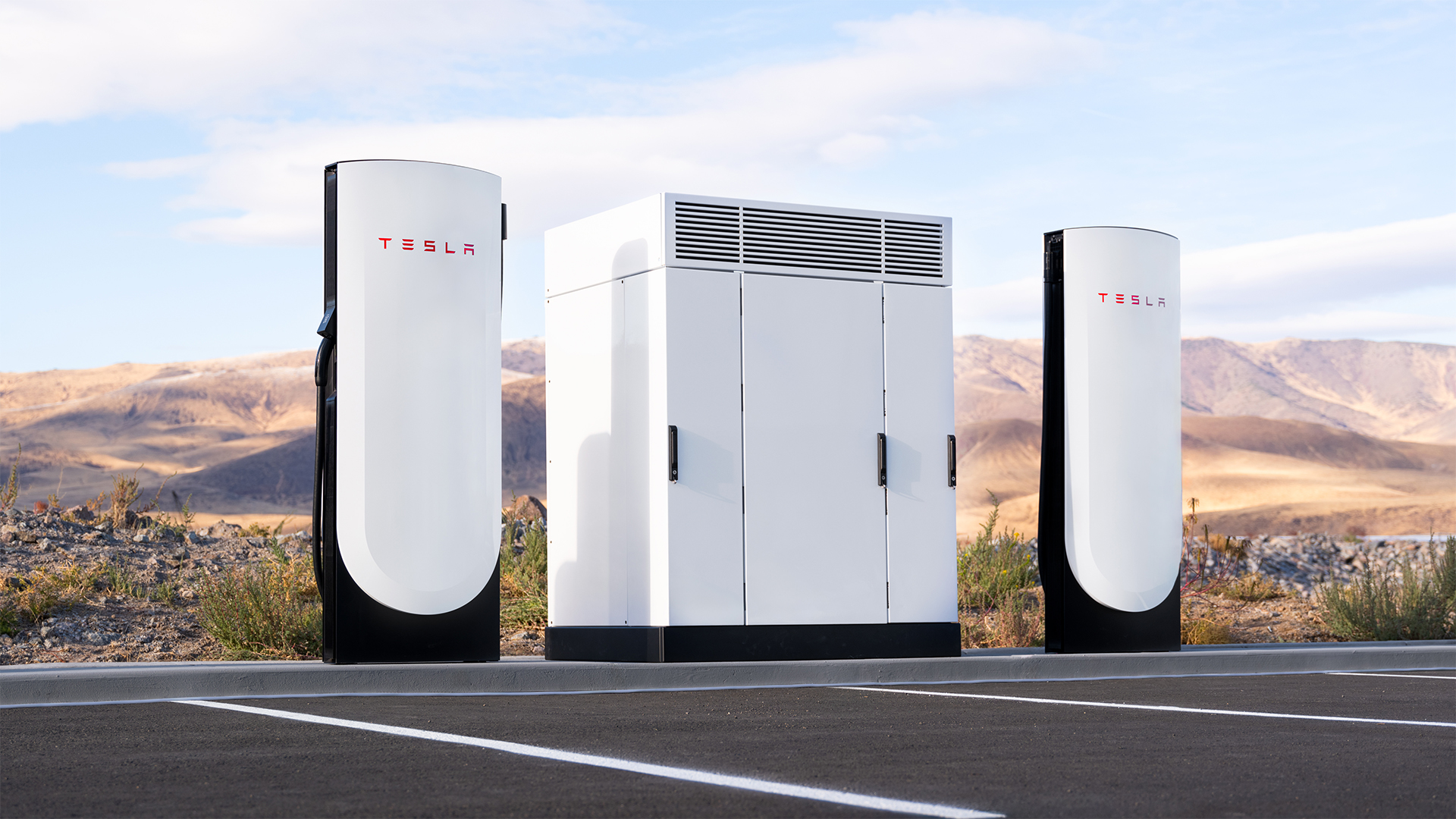 Tesla Supercharger V4