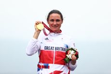 Dame Sarah Storey with a gold medal in Tokyo