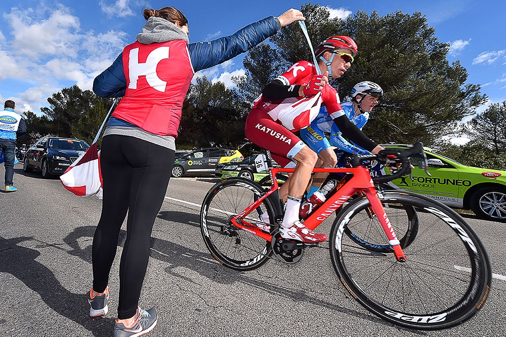 Katusha at the feed zone