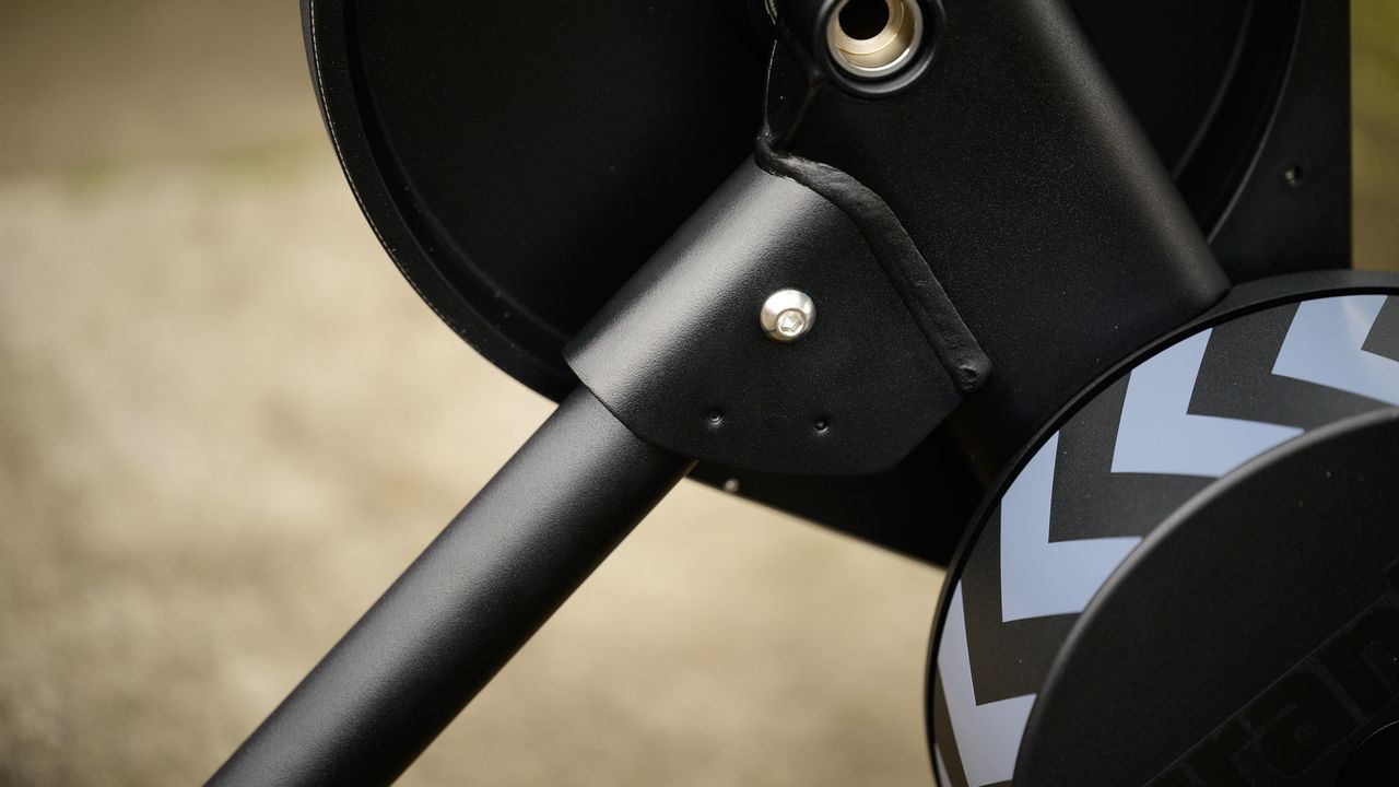 Wahoo Kickr Core Zwift One folding arm