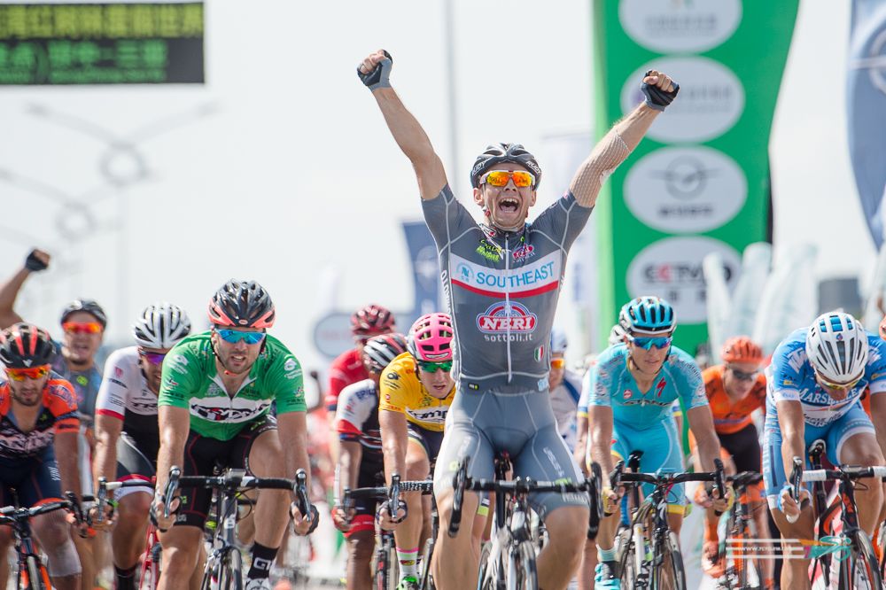 Jakub Mareczko (Southeast) takes his first professional victory at the tour of Hainan