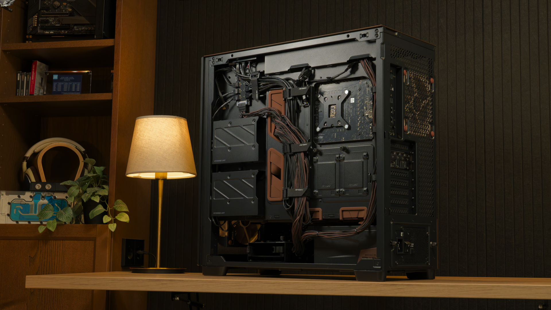 Antec Flux Pro Noctua-Edition