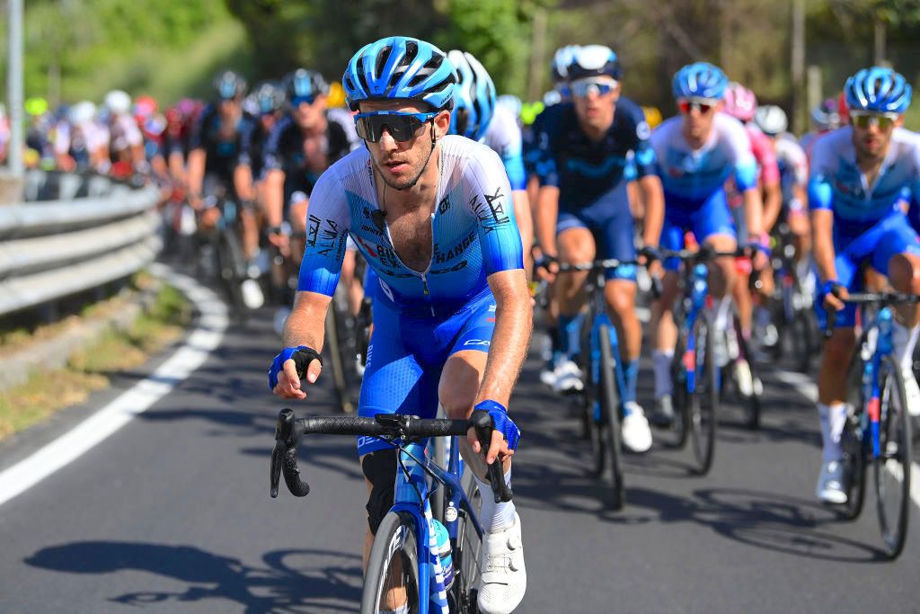 NAPOLI, ITALY - MAY 14: Simon Yates of United Kingdom and Team BikeExchange - Jayco competes during the 105th Giro d&#039;Italia 2022, Stage 8 a 153km stage from Napoli to Napoli / #Giro / #WorldTour / on May 14, 2022 in Napoli, Italy. (Photo by Tim de Waele/Getty Images)