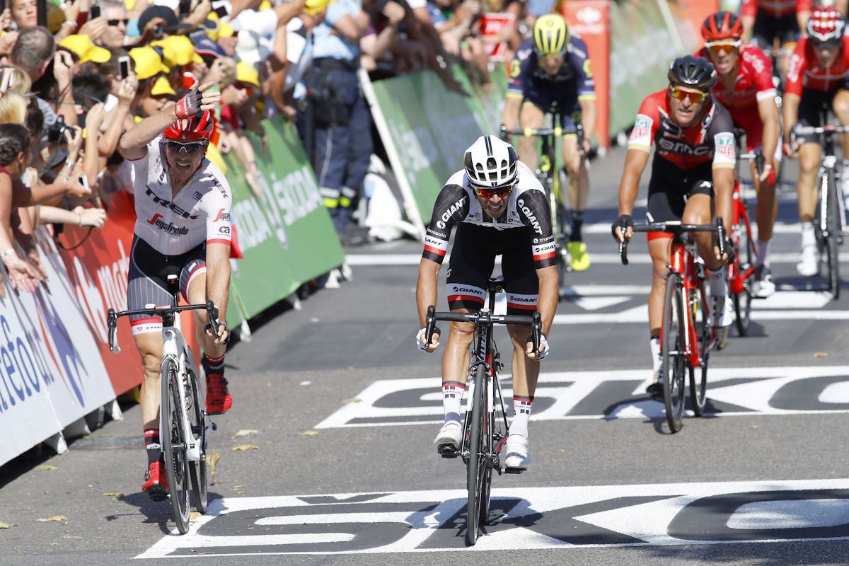 John Degenkolb gestures at Michael Matthews at the finish of stage 16
