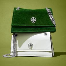 Green shoulder bag and white shoulder bag from Tory Burch with light green background