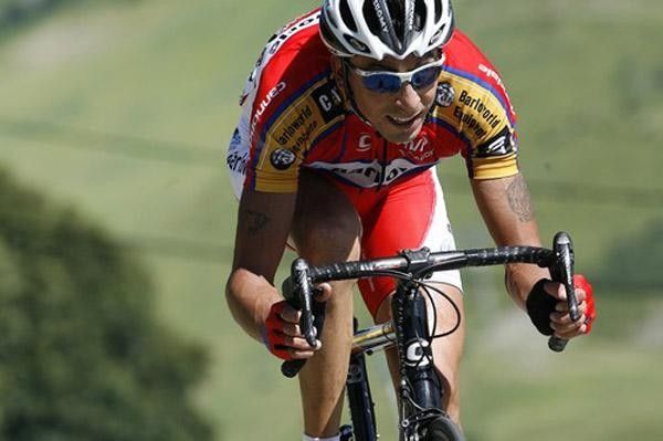 Barloworld's Mauricio Soler attacked on the final climb