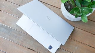 Dell XPS 13 (OLED)