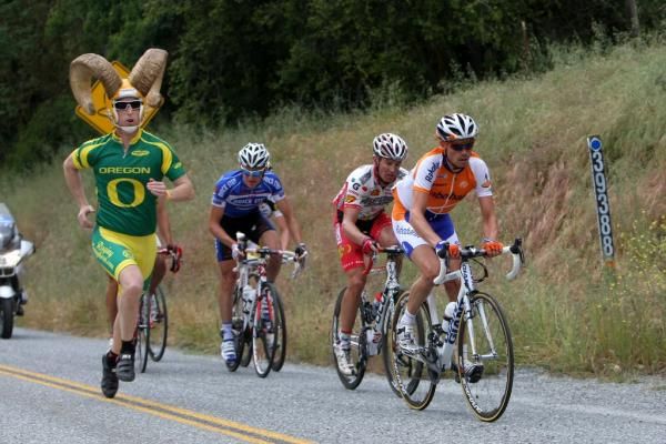 Quick Step's Nikolas Maes seemed impressed that this geezer could run so well in Sidis.