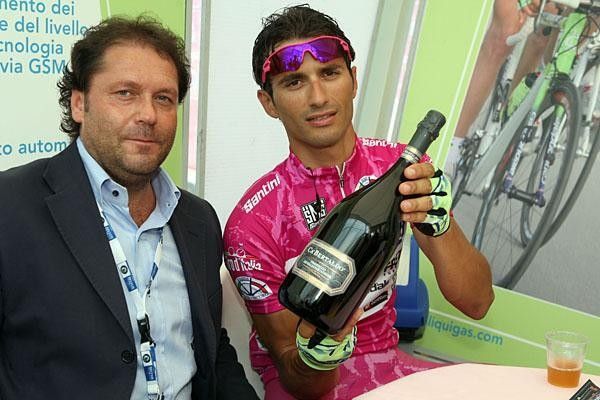 Daniele Bennati will save this bottle of Prosecco for later, and not drink it before the start!