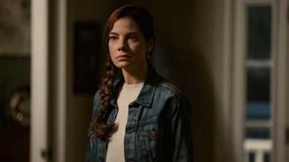 Lead Echoes Netflix cast member Michelle Monaghan as Leni McCleary in episode 106 of Echoes