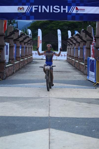 Fabian Giger (Rabobank/Giant) wins stage 1