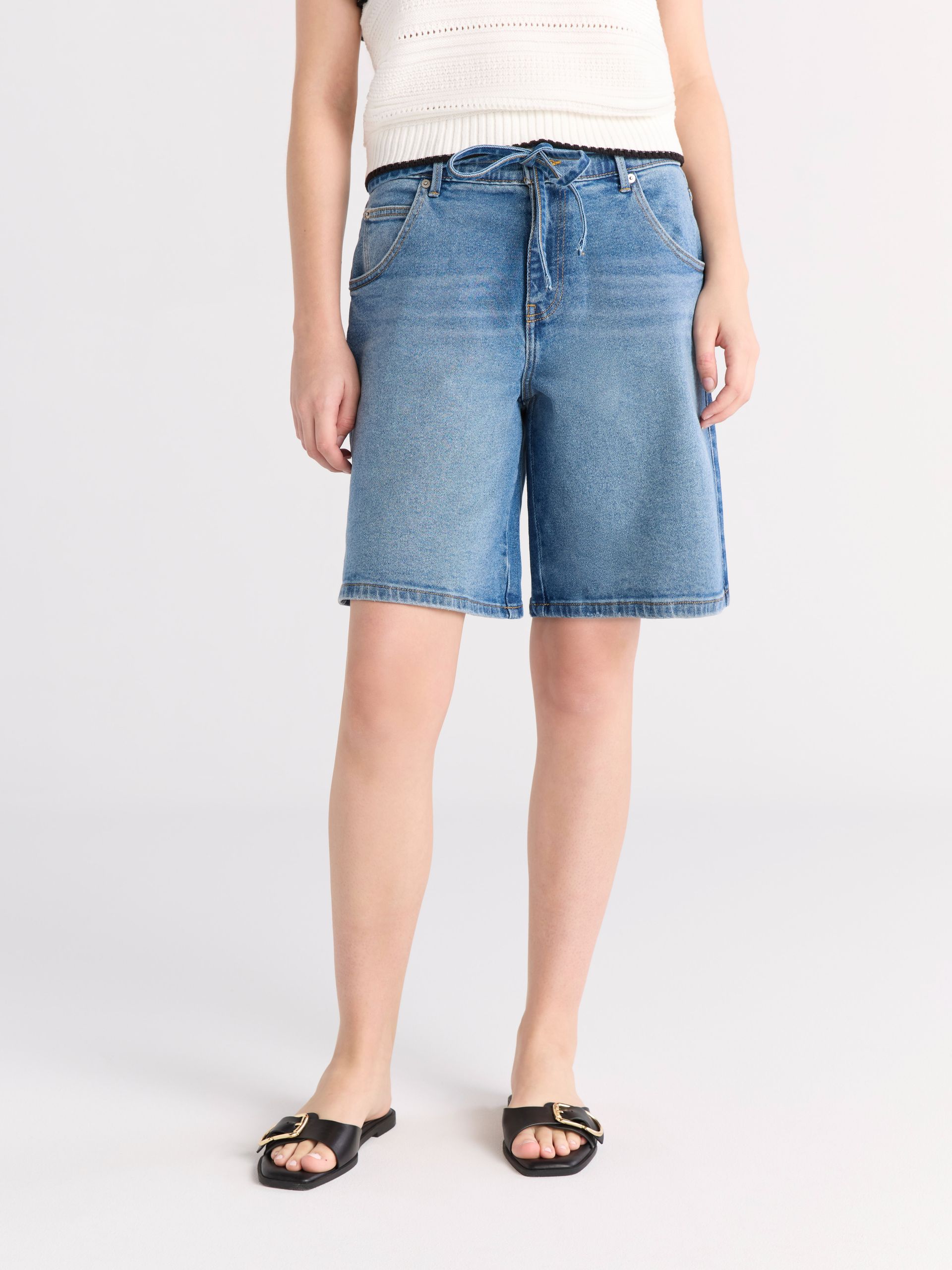 Free Assembly, Free Assembly Women's and Women's Plus Bermuda Shorts With Belt, 9" Inseam, Sizes 0-28