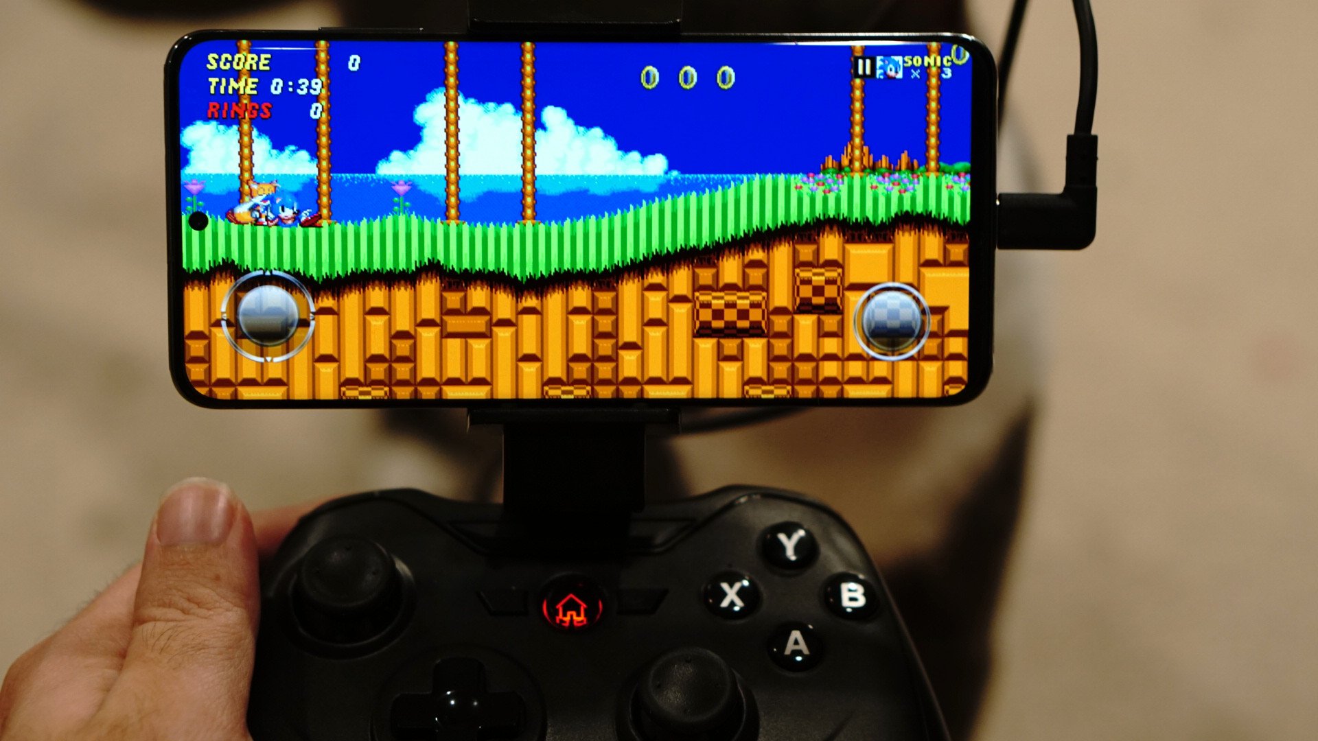 Rotor Android A classic USB-C gamepad | Android Central