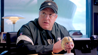 Kevin James in Home Team