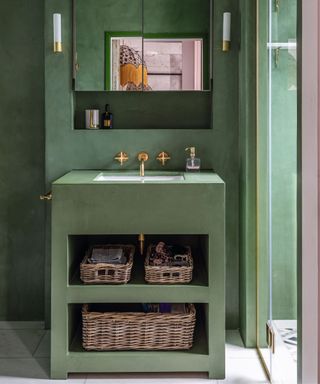 Green bathroom designer by Barlow & Barlow