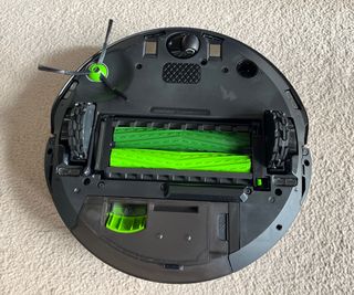 The rollers on the iRobot Roomba j9+ Combo