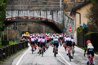 As it happened: Trofeo Binda decided in bunch sprint despite multiple late attacks