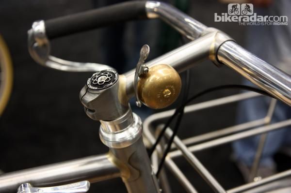 There's nothing quite like the sound of a brass bell as used on this MAP Bicycles townie.