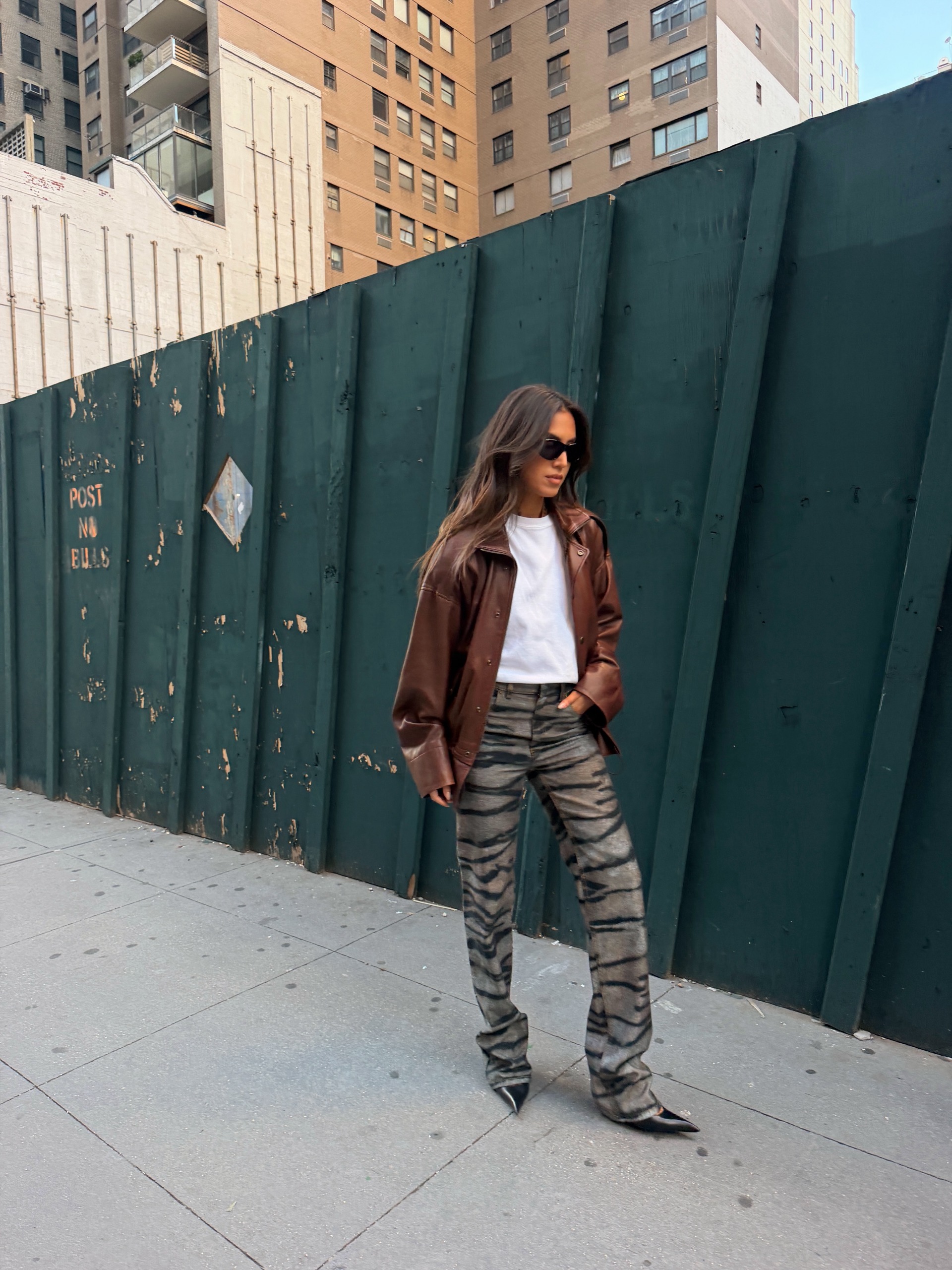 A woman wearing cool fall pants in 2026.